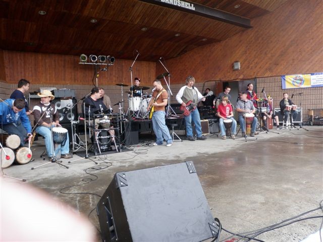 rythm_room_at_parade_of_nations_sept_27_09_004